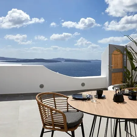 Allure Breeze Couette-café Oia (Santorini)