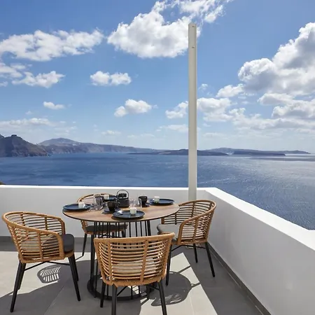 Allure Breeze Bed & Breakfast 2*
