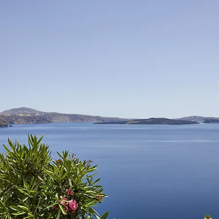 Allure Breeze Couette-café Oia (Santorini)